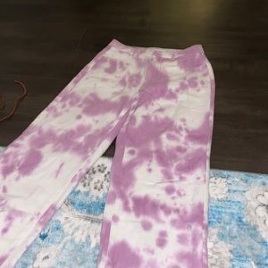 Purple and white tie for pants